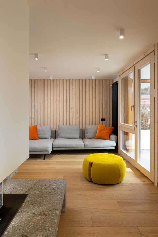 The restyling of WRC House. An elegant style revamped with bold material touches