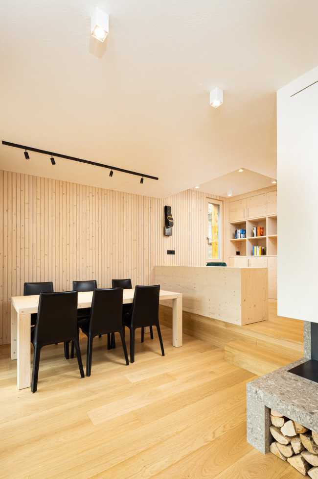 The restyling of WRC House. An elegant style revamped with bold material touches