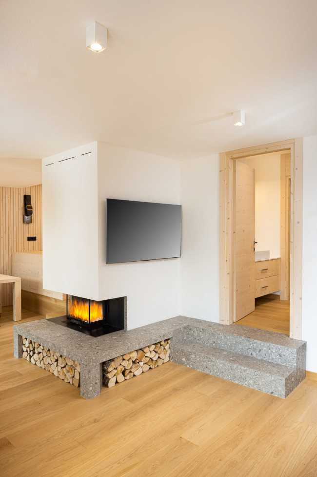 The restyling of WRC House. An elegant style revamped with bold material touches