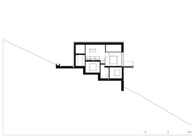 Giochi di altezze e contrasti tra spazi introversi ed estroversi. Abitare tridimensionale nella Casa vacanze a Bregenzerwald