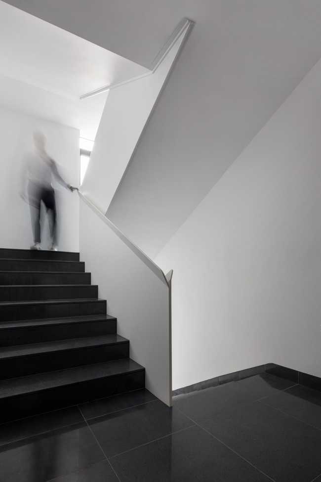 Composizione facciate in base all'orientamento. KR Apartments si schiude verso il Mar Nero