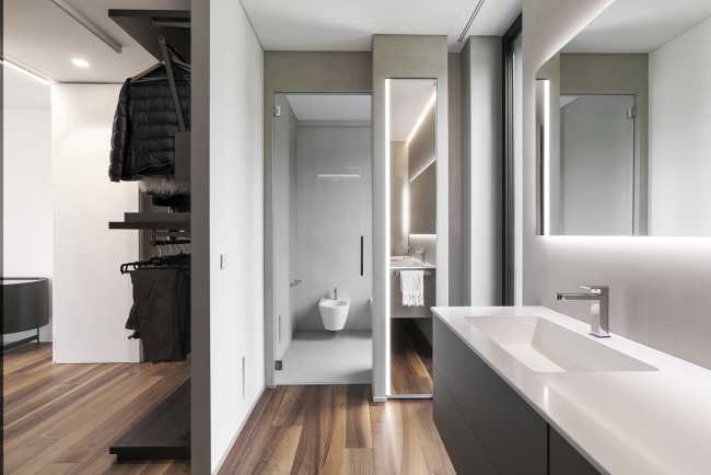 Vivre sur les collines de Turin dans une villa au style contemporain