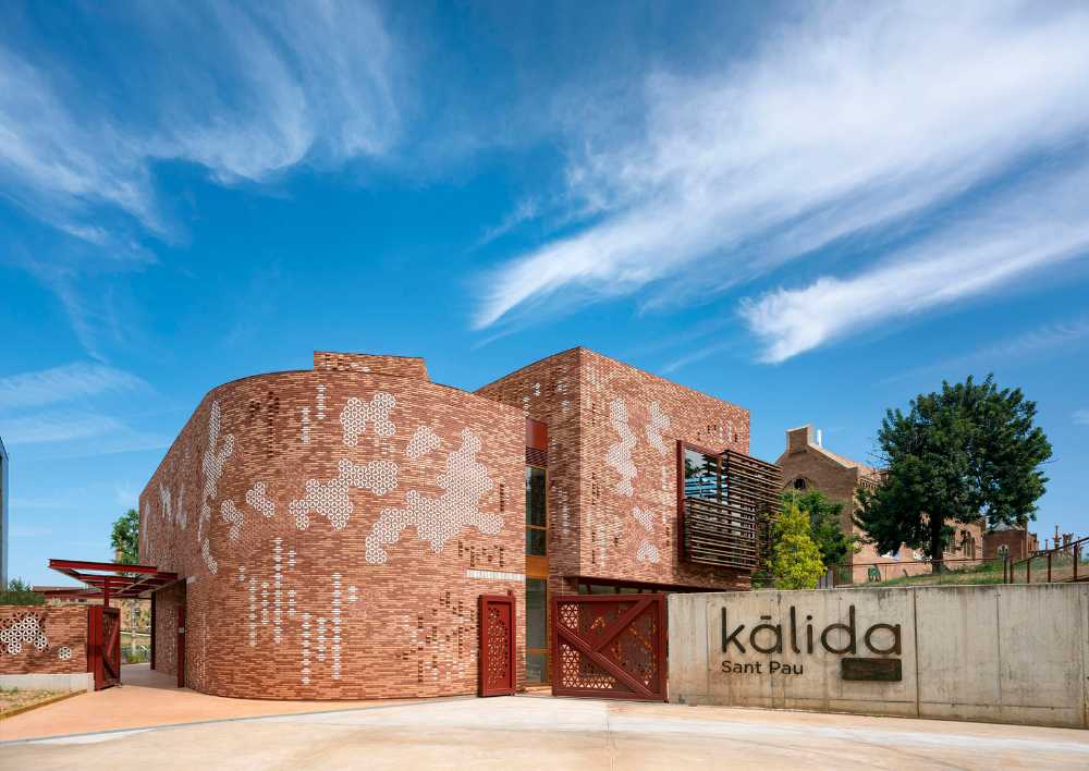Innovative spaces of special beauty, where flowers and the harmony of place help heal the soul