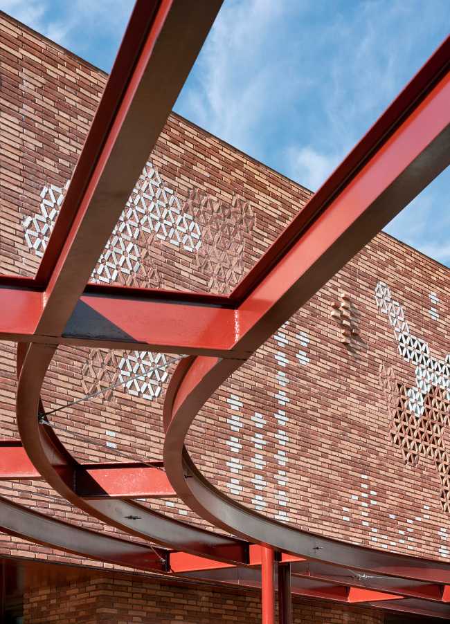 Innovative spaces of special beauty, where flowers and the harmony of place help heal the soul