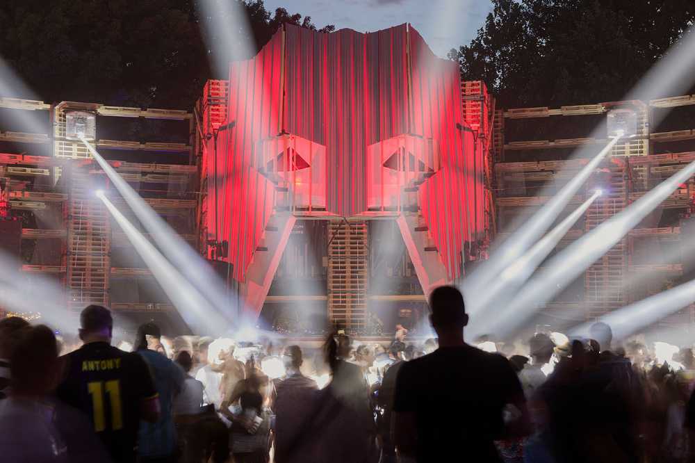 Nueva edición del Coliseo en el Sziget Festival. Un anfiteatro construido con palés reutilizables