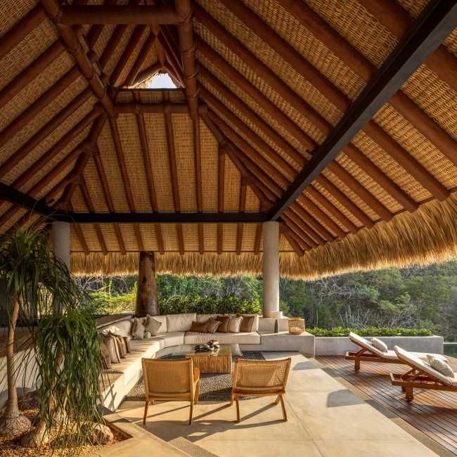 Casa Acantilado. Arquitectura ininterrumpida con el Pacífico