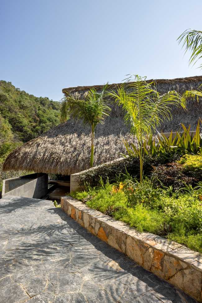 Casa Acantilado. Arquitectura ininterrumpida con el Pacífico