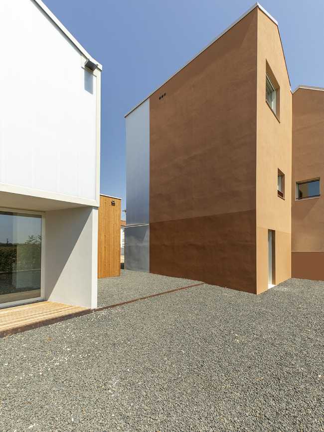Dialéctica entre arquitectura y paisaje. Residencia de ancianos y Salón Público en el campo lombardo