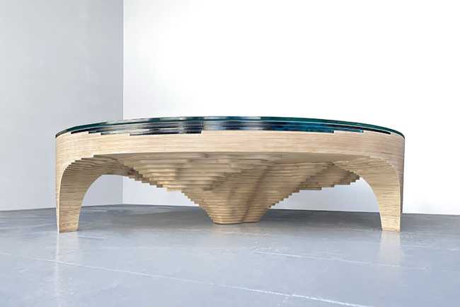 Abyss Horizon Coffee Table edition 2023. Glass and color for an oceanic chasm in the middle of the living room