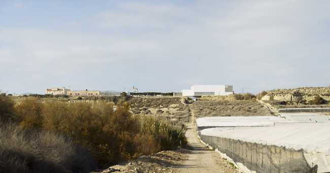 Multipurpose center in Matagorda. A volumetric tetris concept of a clear, compact and organic architecture