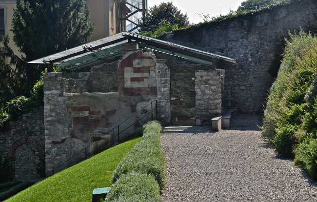 All the way from neglect to new life. The restoration of the ruined tower in the garden of Villa Carlotta on Lake Como
