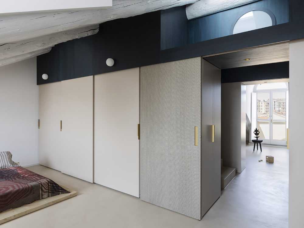 Tailored furnishings and inspiring living spaces in GN Apartment. Metamorphosis of an attic in the heart of Turin