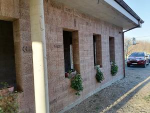 Blocchi speciali-corredo per eliminazione ponti termici