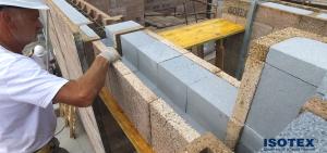 Blocchi speciali-corredo per eliminazione ponti termici