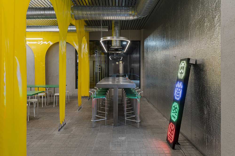 Spontaneity and Reversibility in Brutal Burrito's Design
