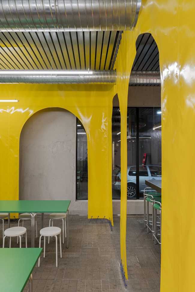 Spontaneity and Reversibility in Brutal Burrito's Design