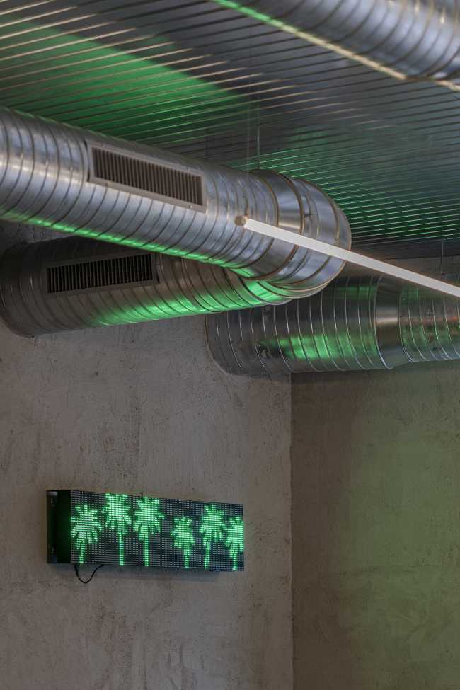 Spontaneity and Reversibility in Brutal Burrito's Design