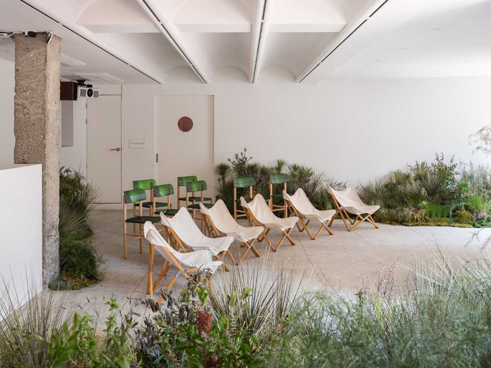 Renovation of the Piknic 2020 Cultural center in Seoul