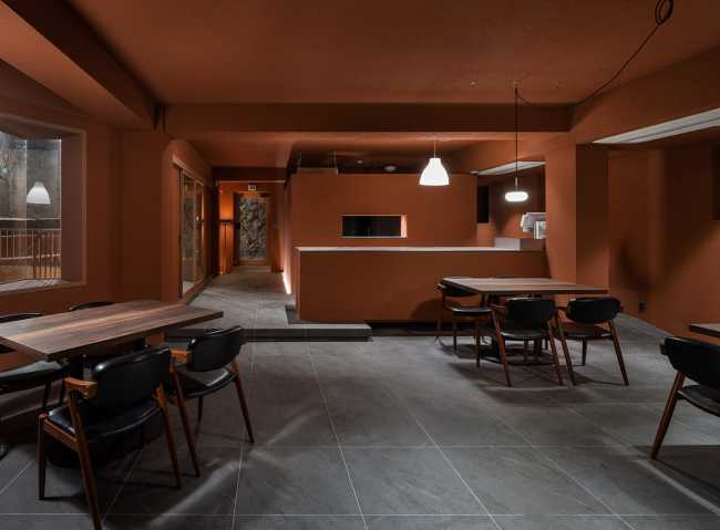 Renovation of the Piknic 2020 Cultural center in Seoul