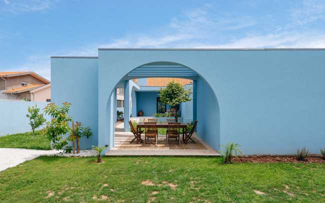 Balancing tradition and modernity: Troviscal House's renovation