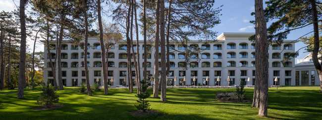 Aquahouse Hotel & SPA. Soil, rock, water and sand inspiration for wellness design