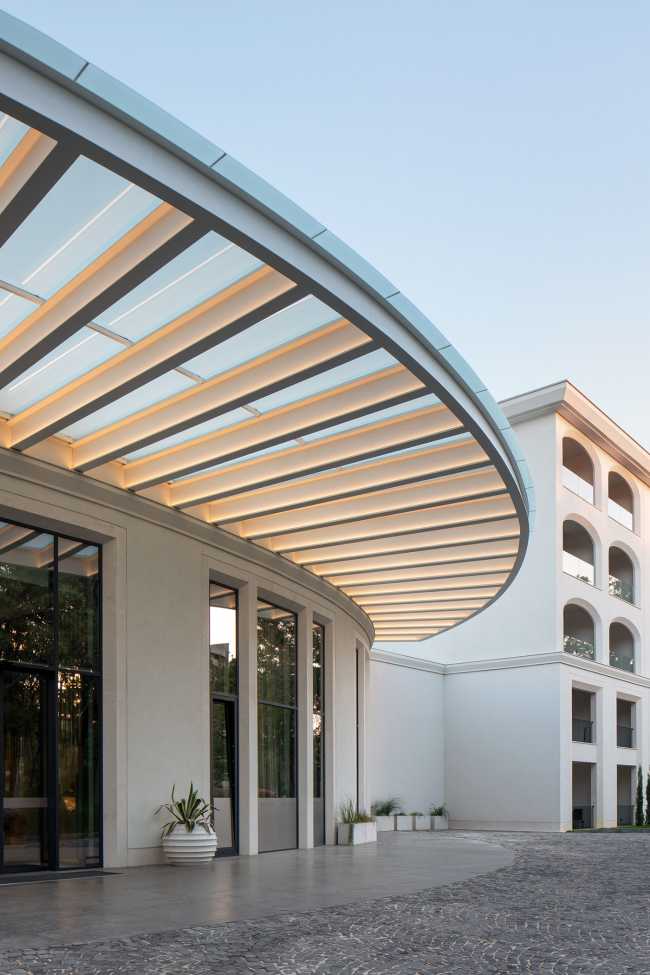 Aquahouse Hotel & SPA. Soil, rock, water and sand inspiration for wellness design