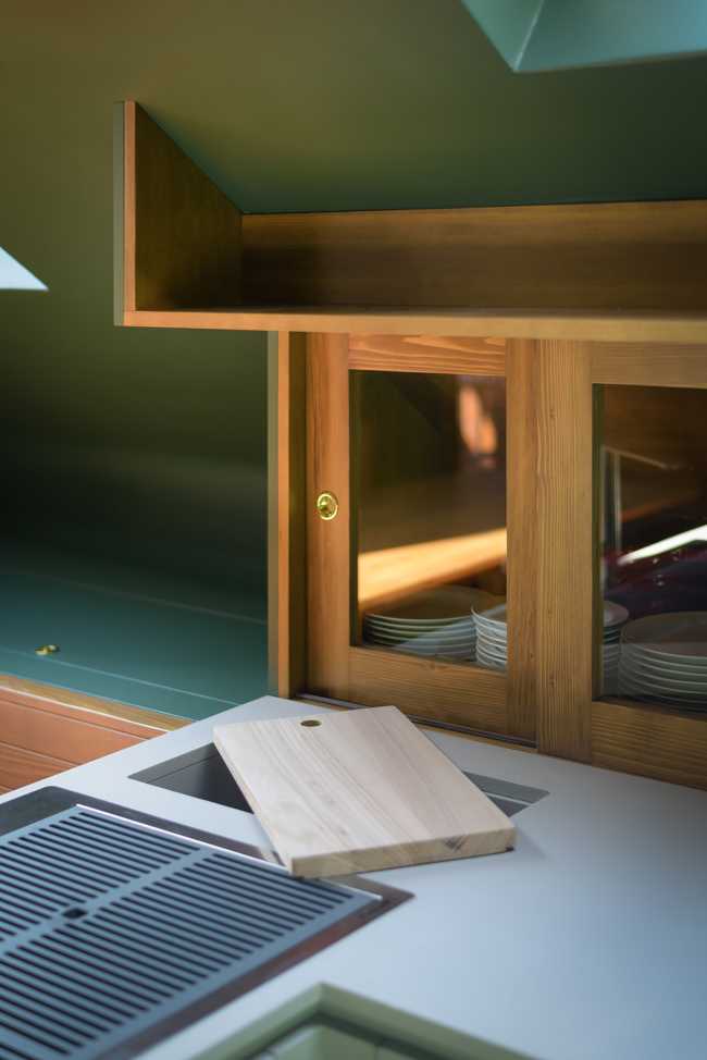 GTT3 house featured by Mangani architecture. New interior design for a striking and welcoming environment