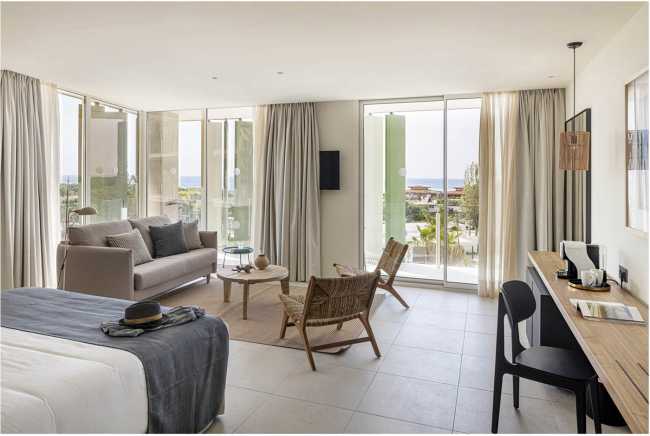 The Architecture of Hotel Atzavara intended as a two-way dialogue both with the viewer and between the elements of the composition