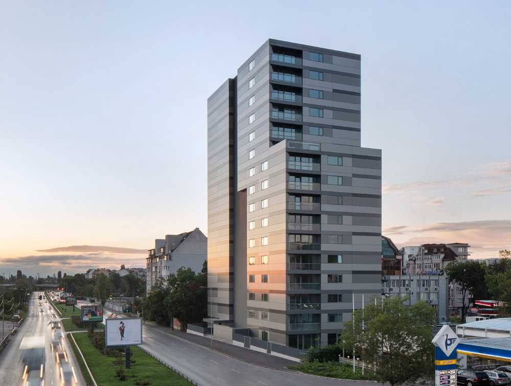 Una casa urbana moderna nell’Infinity Park. Alluminio e vetro per una forma pura, precisione di esecuzione e massima durata