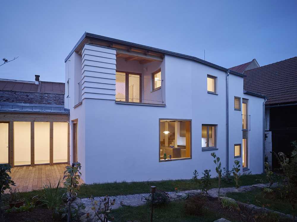 La Casa nel cortile- un'espansione storica della casa