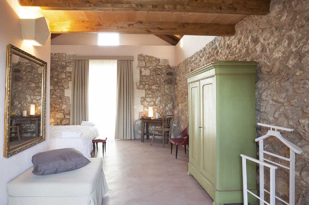 Falcon Home Resort. Una masía de Salento del siglo XVI hábilmente reestructurada