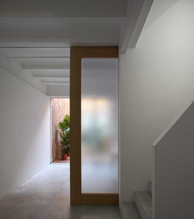 AM House. Una facciata antica che nasconde una rivoluzione residenziale