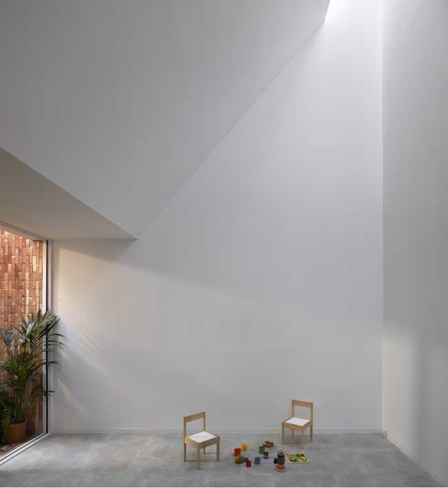 AM House. Una facciata antica che nasconde una rivoluzione residenziale