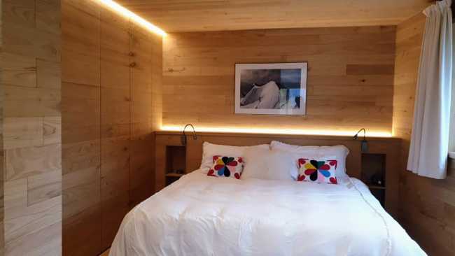 A quest for elegance and passion for an original mountain home model. An alpine villa in Chamois