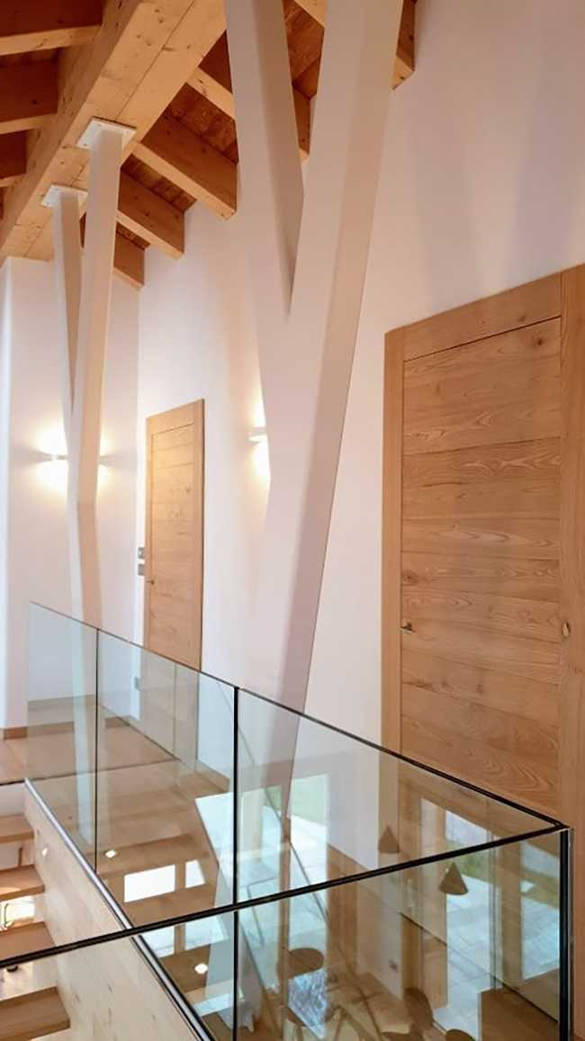 A quest for elegance and passion for an original mountain home model. An alpine villa in Chamois