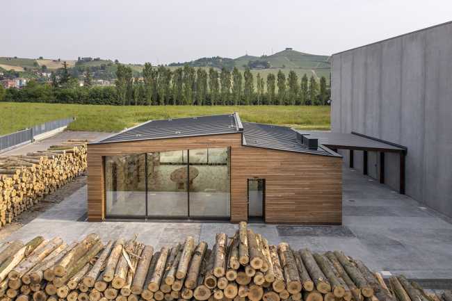 Canale Vigolungo Showroom & Uffici : innovation technologique et architecture durable