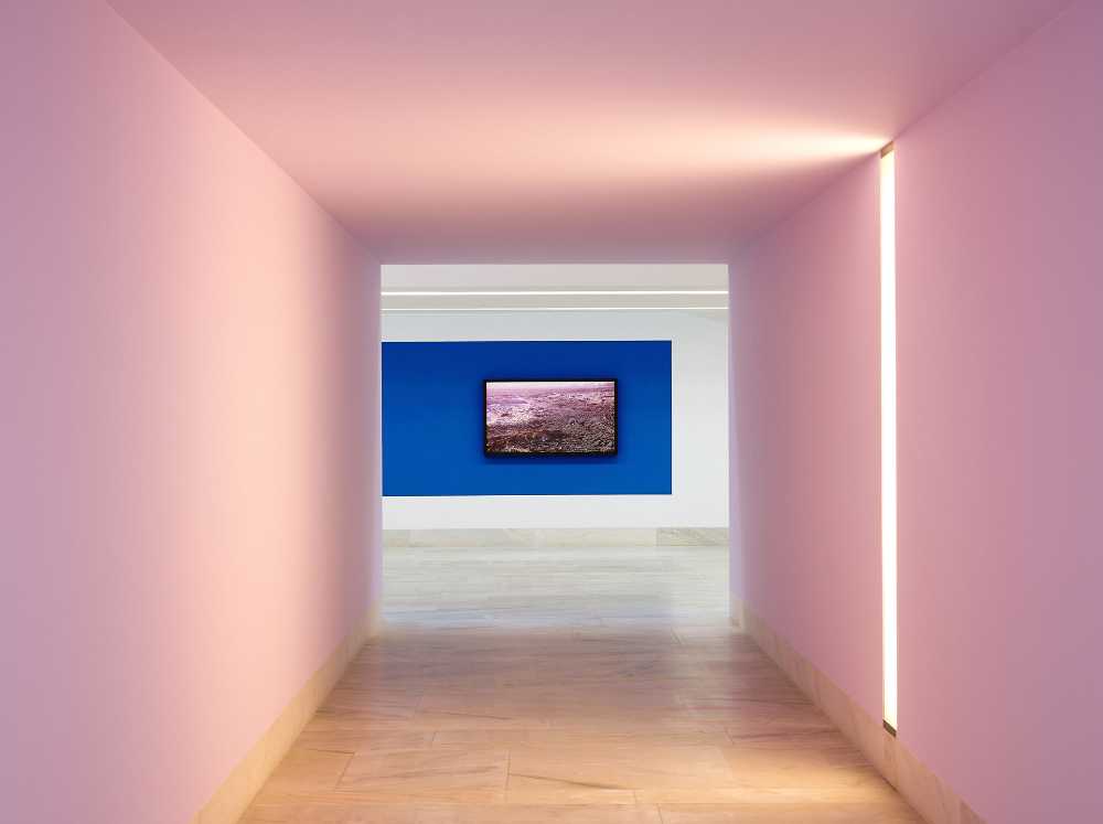 La importancia de la Luz en la exposición Luces Distantes de Nuno Cera.