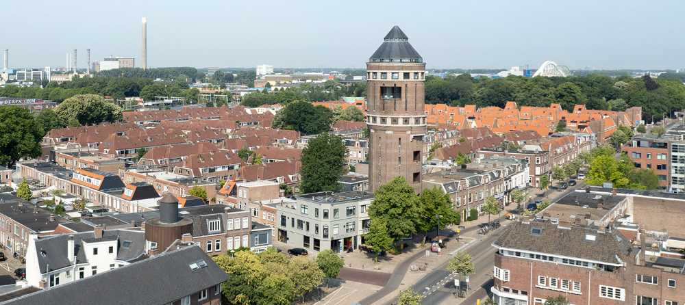Un fatiscente monumento nazionale si trasforma in residenza esclusiva nella Watertower di Utrech