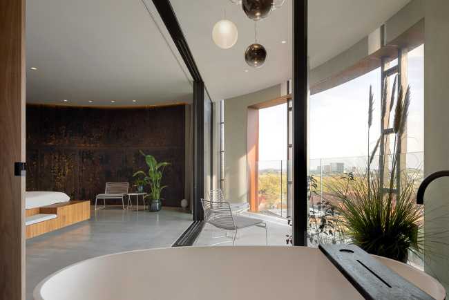 A crumbling national monument is transformed into exclusive residences in the Utrecht Watertower