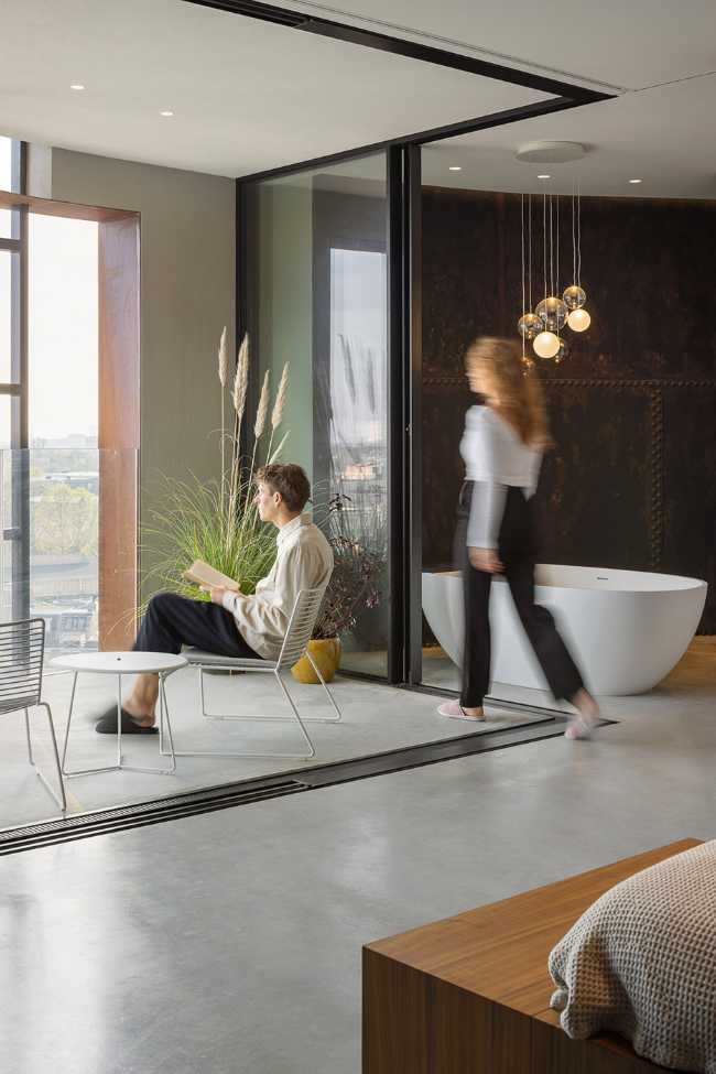 A crumbling national monument is transformed into exclusive residences in the Utrecht Watertower