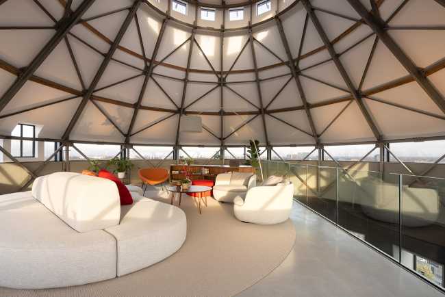 A crumbling national monument is transformed into exclusive residences in the Utrecht Watertower