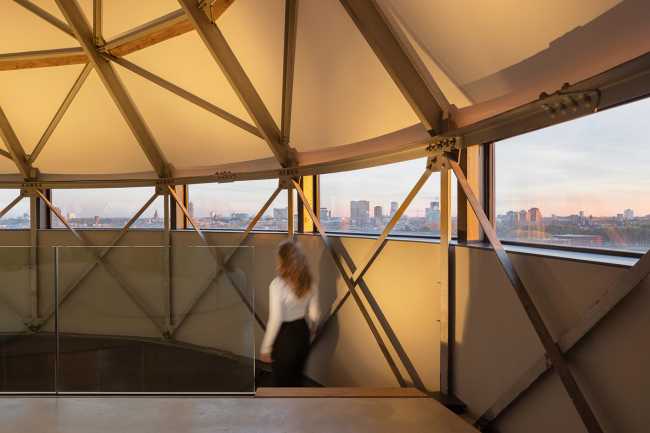 A crumbling national monument is transformed into exclusive residences in the Utrecht Watertower