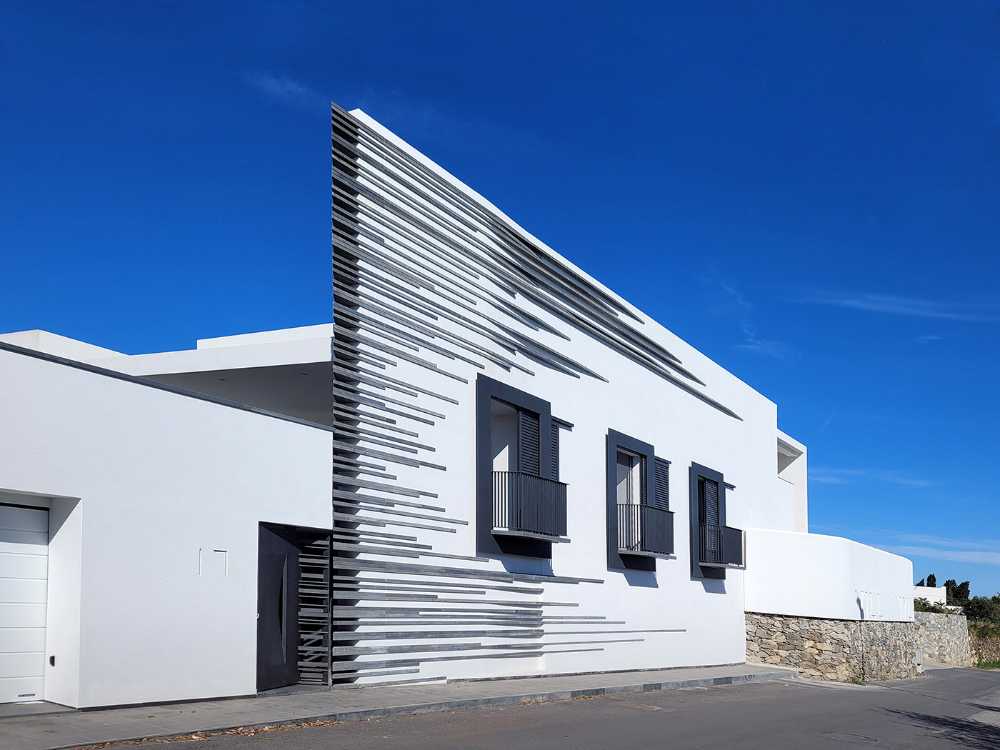 Villa Mylae. The design of a Mediterranean house in the Myth area