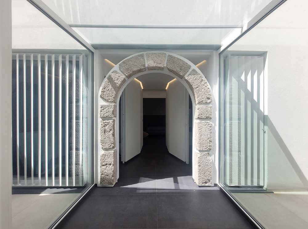 Villa Mylae. The design of a Mediterranean house in the Myth area