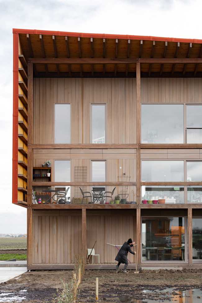 Vliervelden. Un rancho con edificio residencial para agricultores urbanos en los Países Bajos