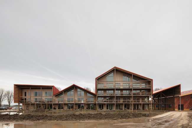 Vliervelden. Un rancho con edificio residencial para agricultores urbanos en los Países Bajos