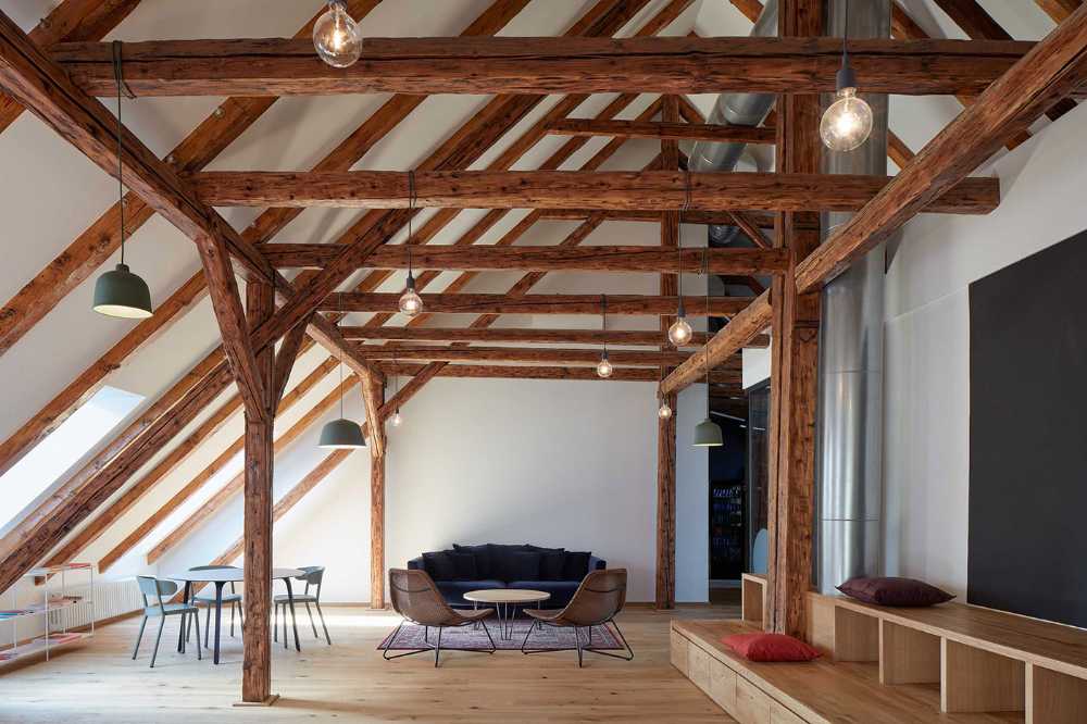 The restoration of the house of Gothic origin and the construction of the new Stefanikova multifunctional building in the Czech Republic