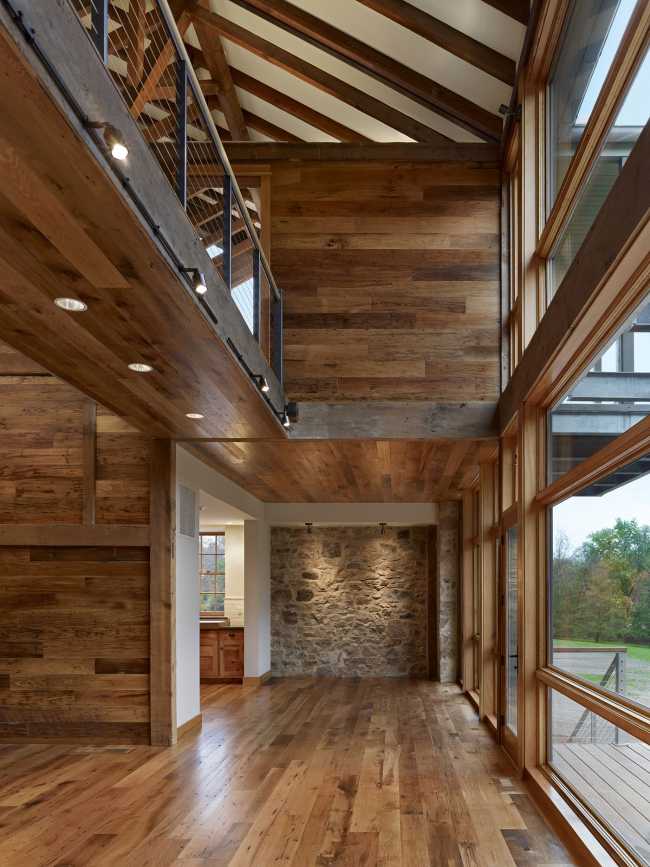 Conversión de un granero de principios del siglo XX en vivienda familiar en Pensilvania