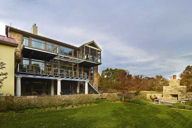 Conversión de un granero de principios del siglo XX en vivienda familiar en Pensilvania