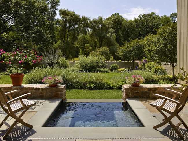 Conversión de un granero de principios del siglo XX en vivienda familiar en Pensilvania